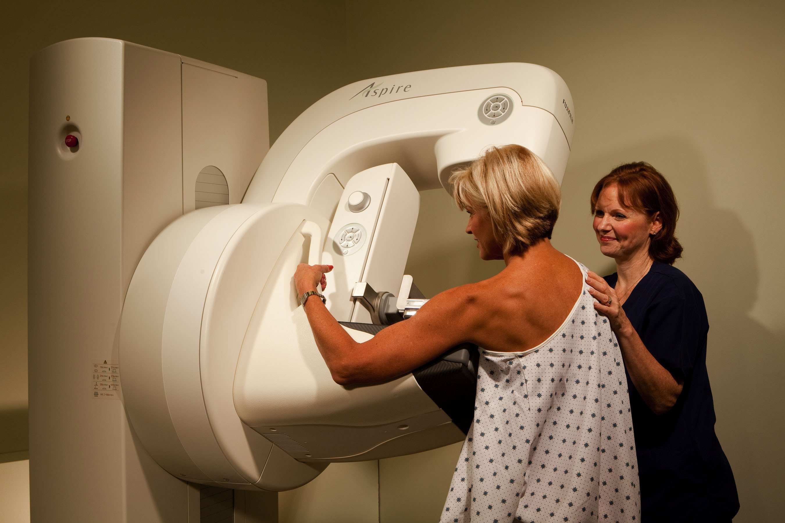 Fujifilm Unveils Aspire CRm Digital  Mammography  System 